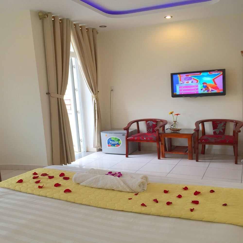 Victori Hotel Danang Exterior photo